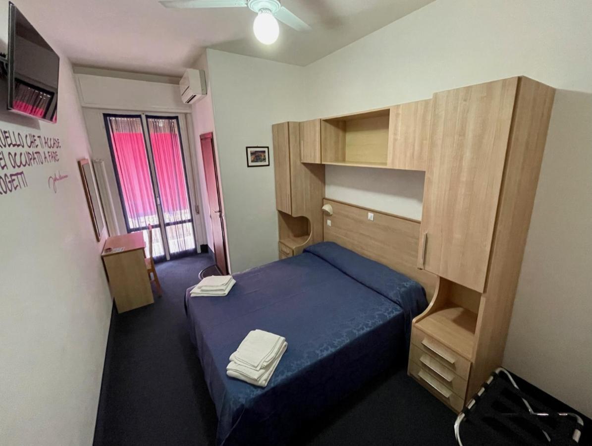 Hotel Villa Serena Castrocaro Terme Bagian luar foto