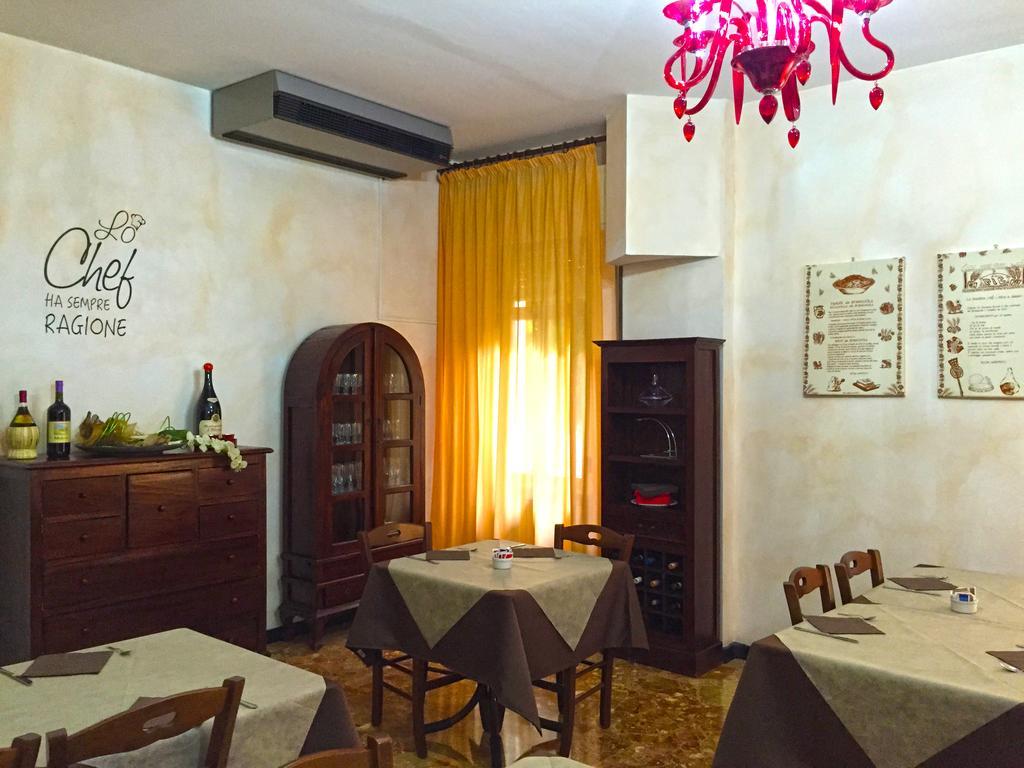 Hotel Villa Serena Castrocaro Terme Bagian luar foto